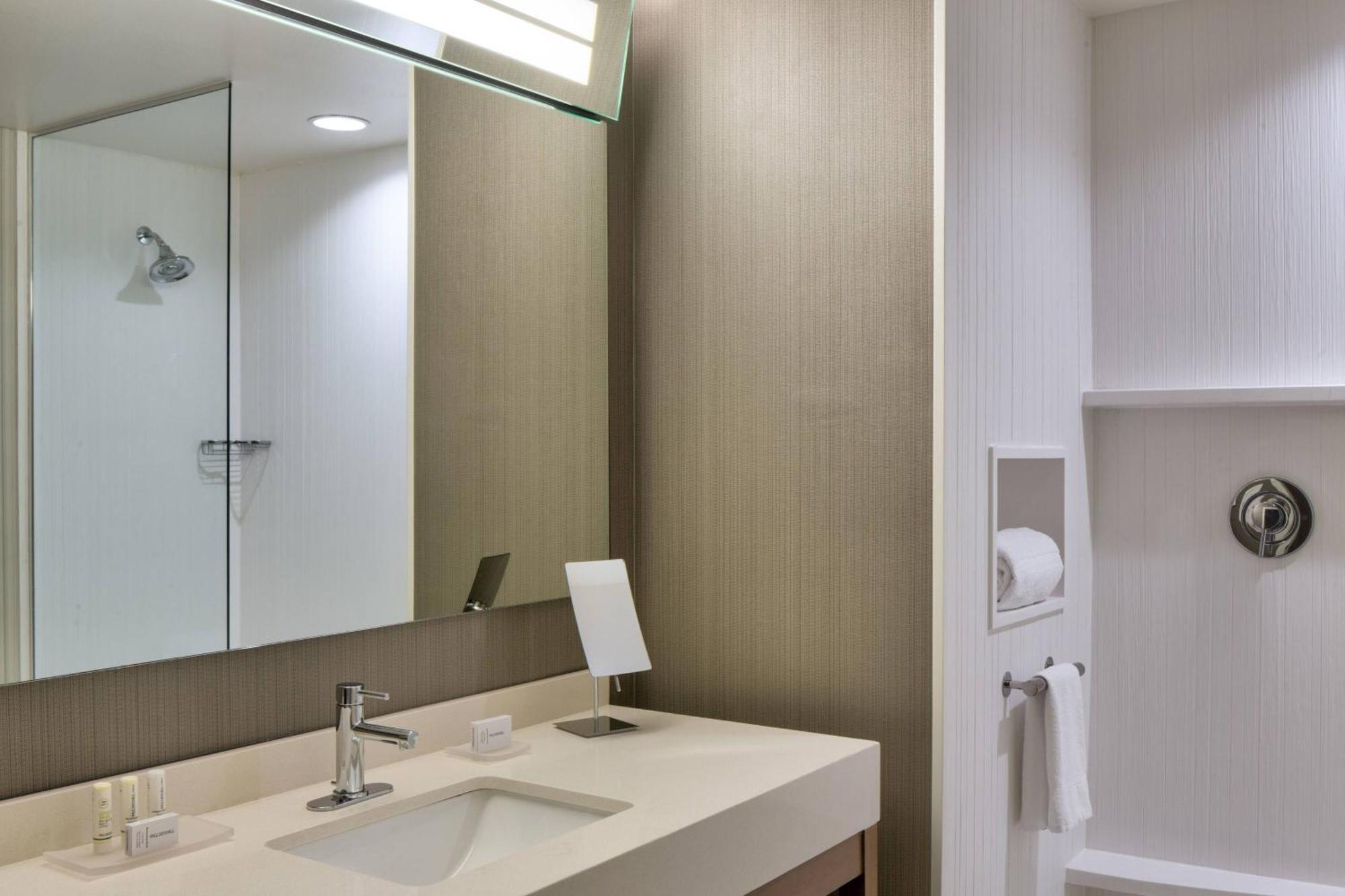 Courtyard By Marriott Houston Northwest/Cypress Hotel Exterior foto